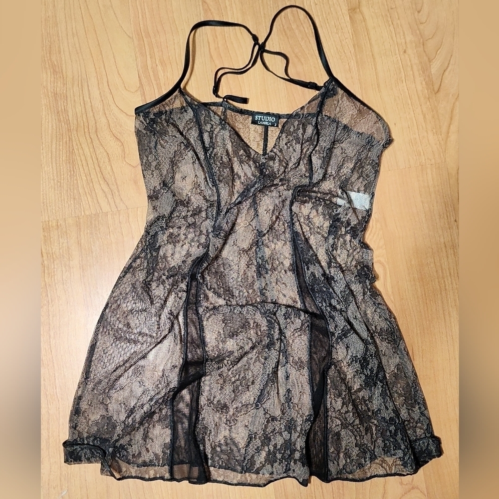 Studio LePerla Super Stretchy Black Lace Chemise EUC / ♥️ NEVER WORN 🍒